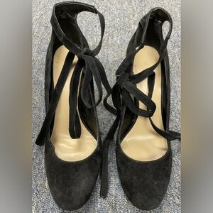 bcbgeneration Ellah black suede leather round toe tie shoes heels pumps 8